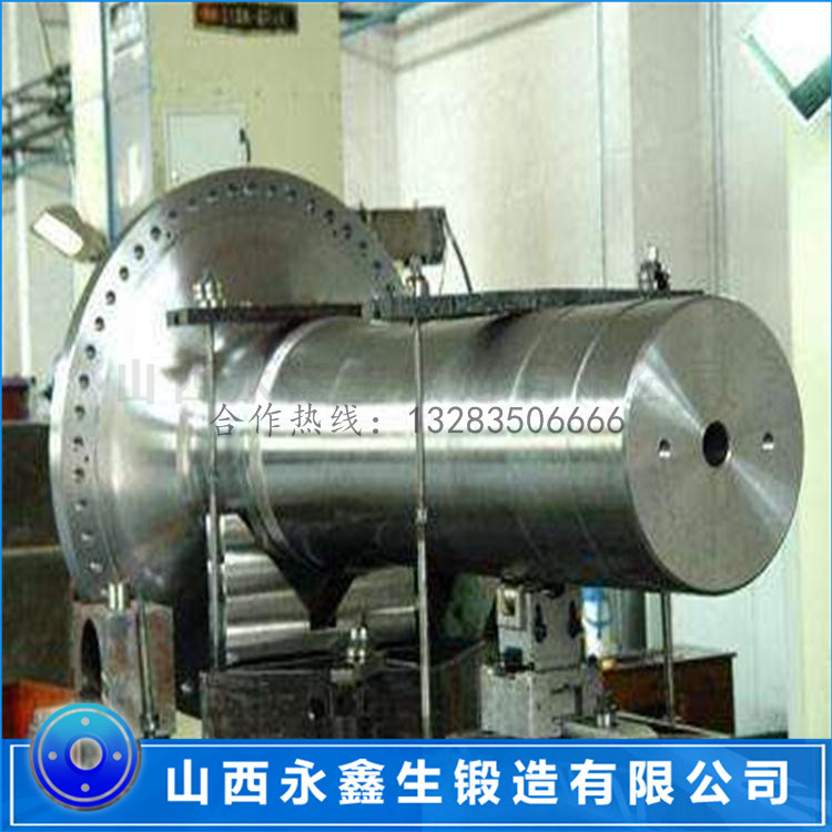 直驅(qū)雙饋式風(fēng)力發(fā)電機(jī)主軸鍛件